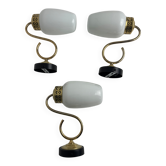 3 anciennes appliques en opaline