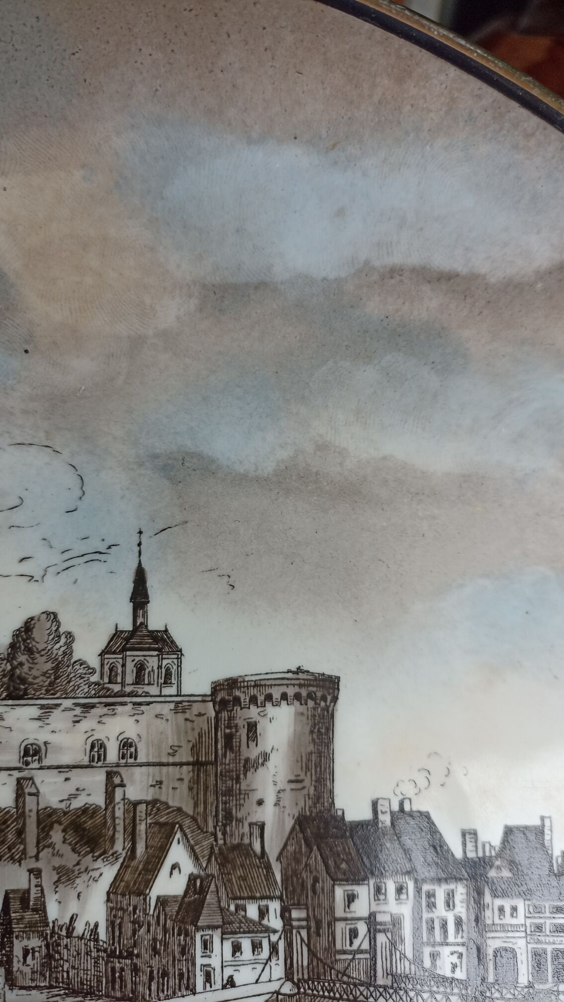 Art Deco decorative dish Creil and Montereau Choisy-le-Roi Château d'Amboise