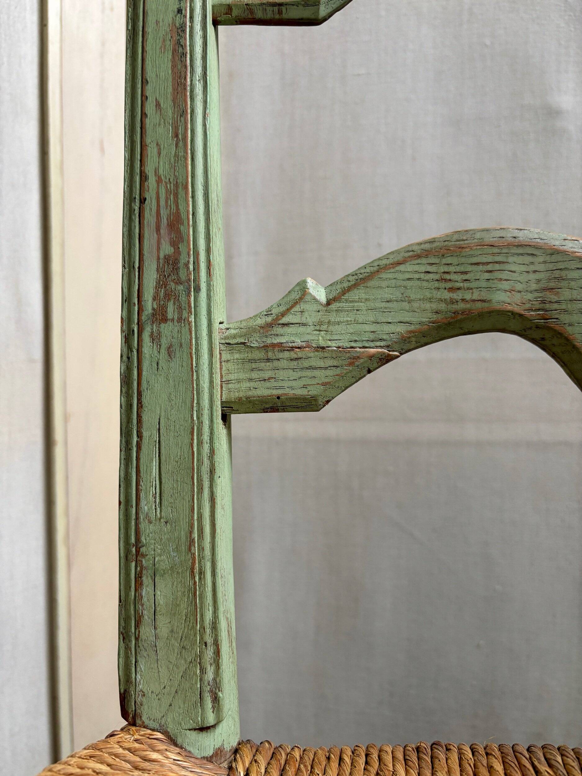 Provençal chair in water green wood and woven straw