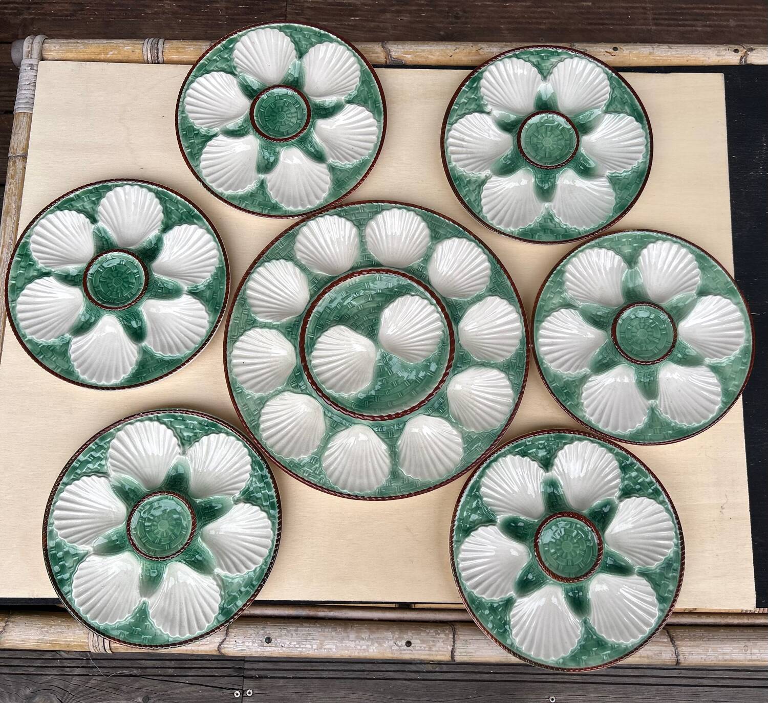 Longchamps oyster plates