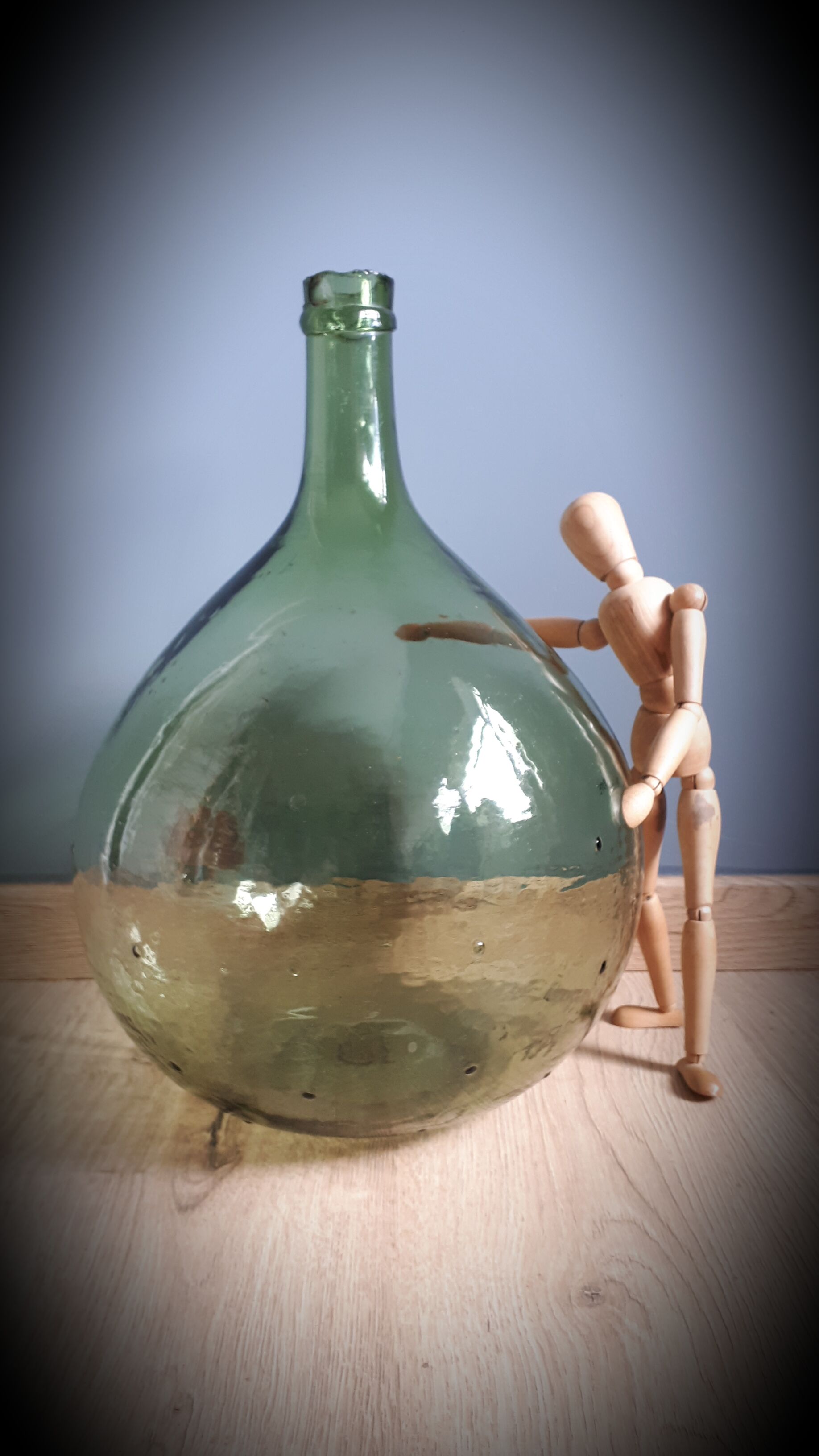 Demi-john 10L round light green sling neck