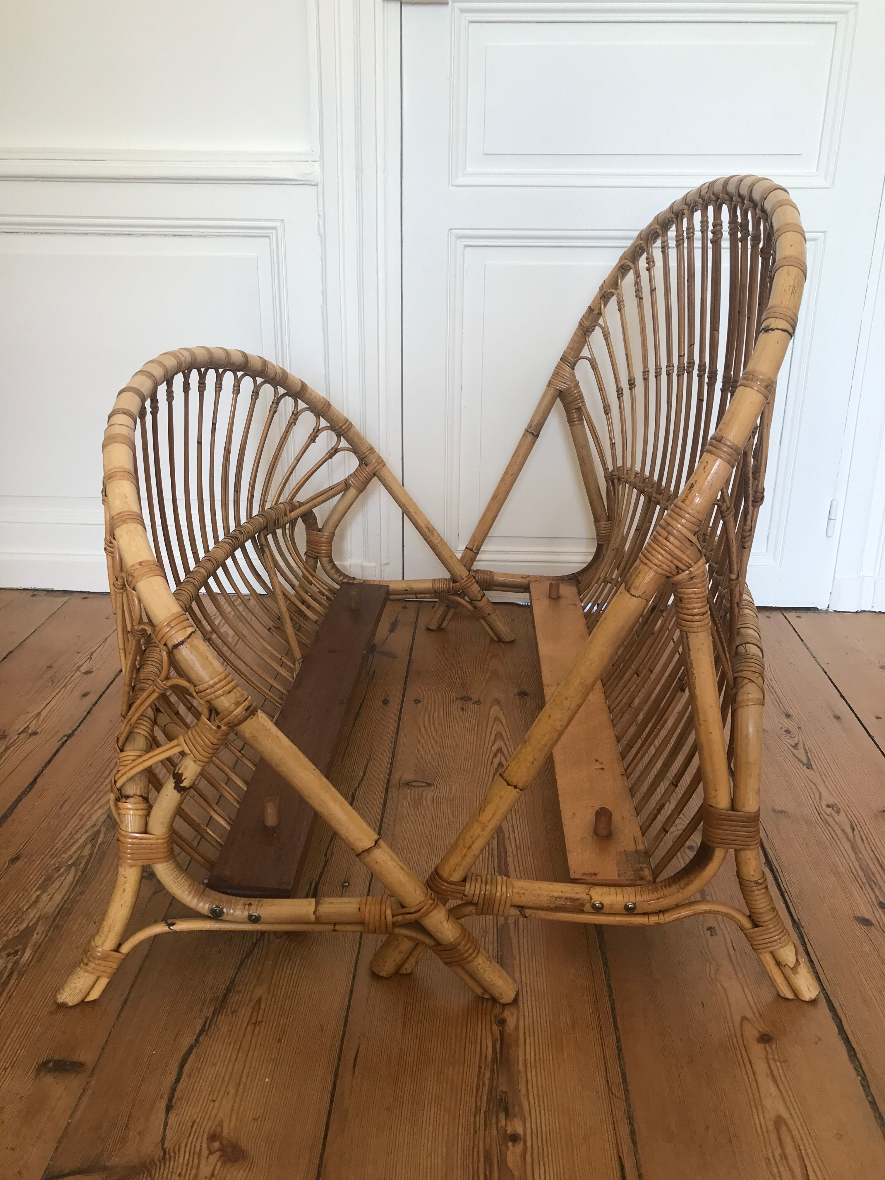 Rattan basket bed