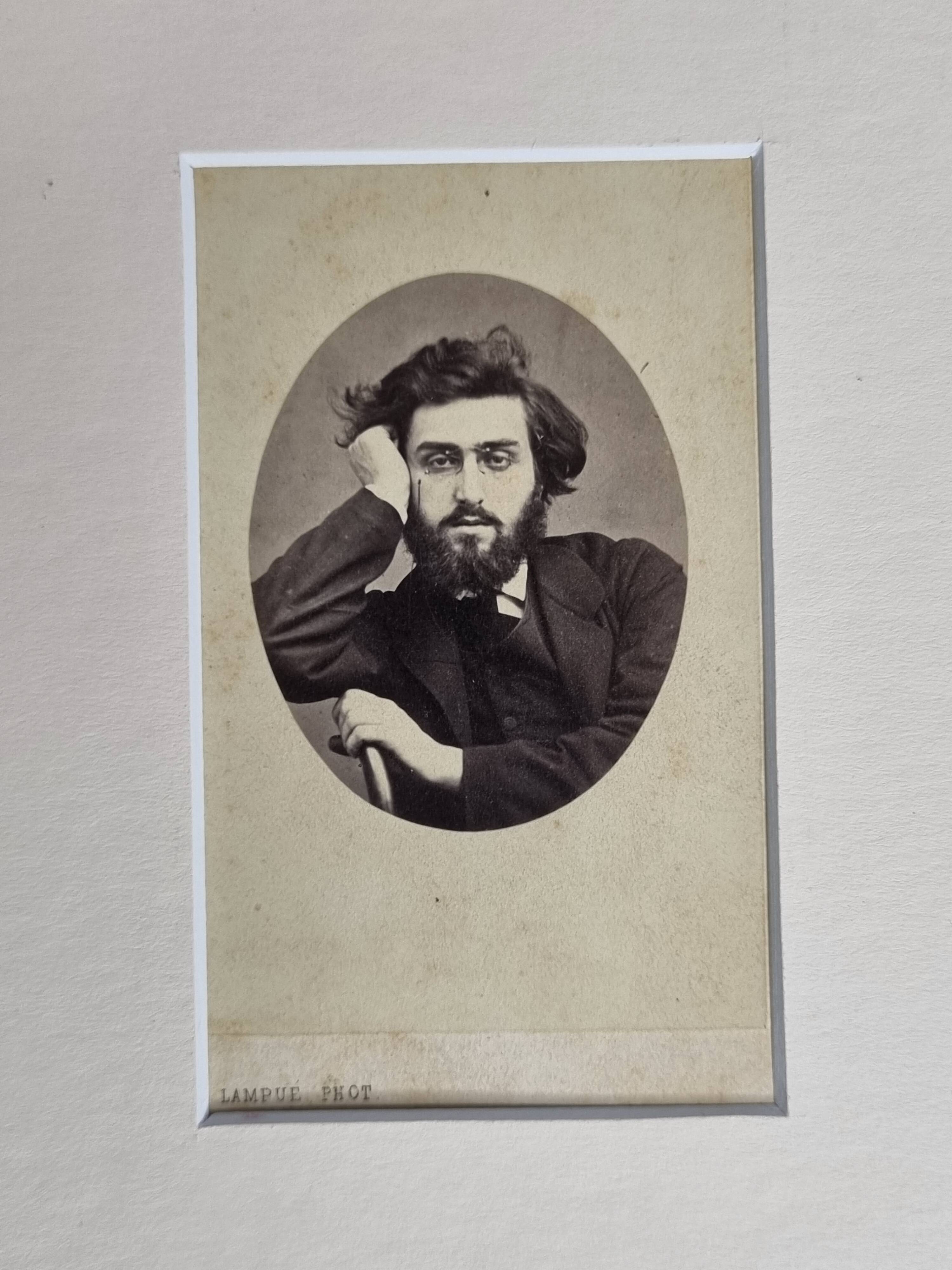 Set of 6 old photographs, oval and rectangular studio portraits from the 19th century