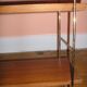 Etagère murale string bois-métal doré Nisse Strinning