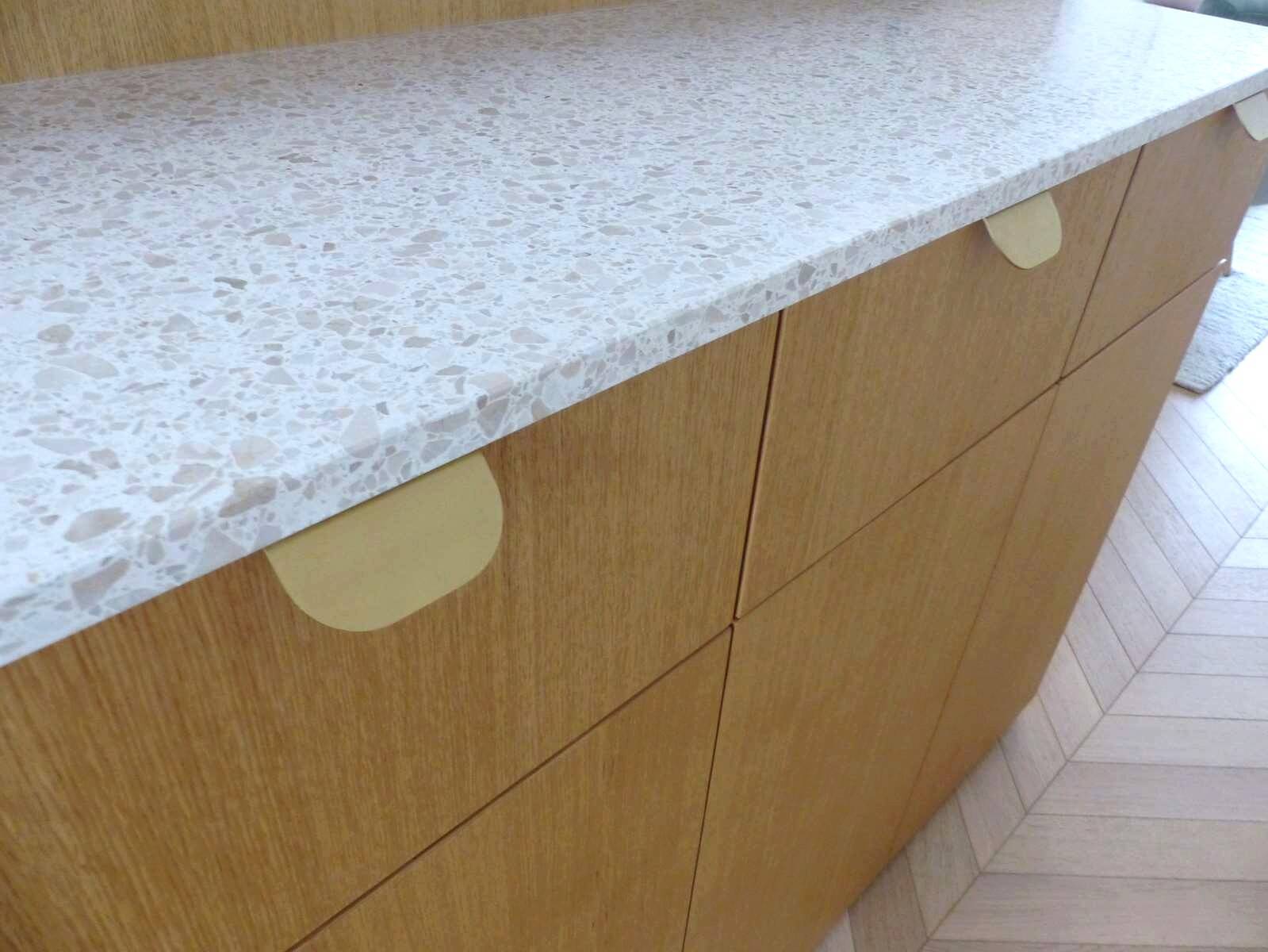 Contemporary bar in solid oak & double terrazzo top - Unique piece