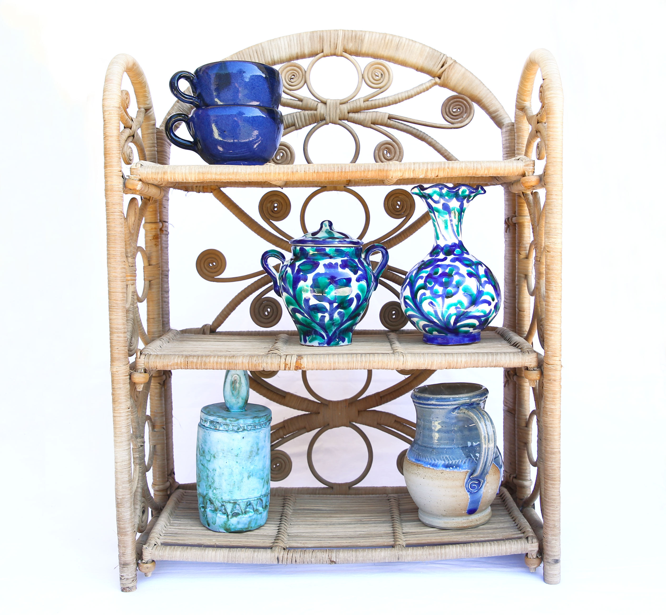 3-storey foldable vintage rattan shelf