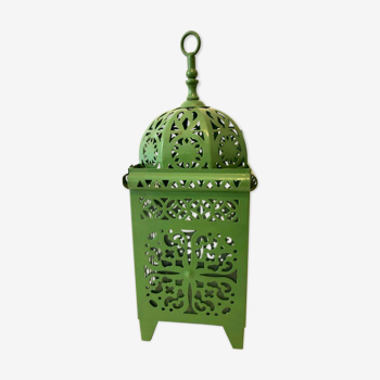 Metal green lantern