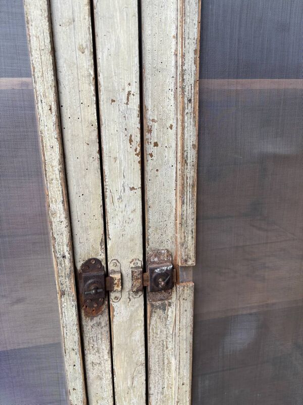 Garde manger, buffet en bois patiné