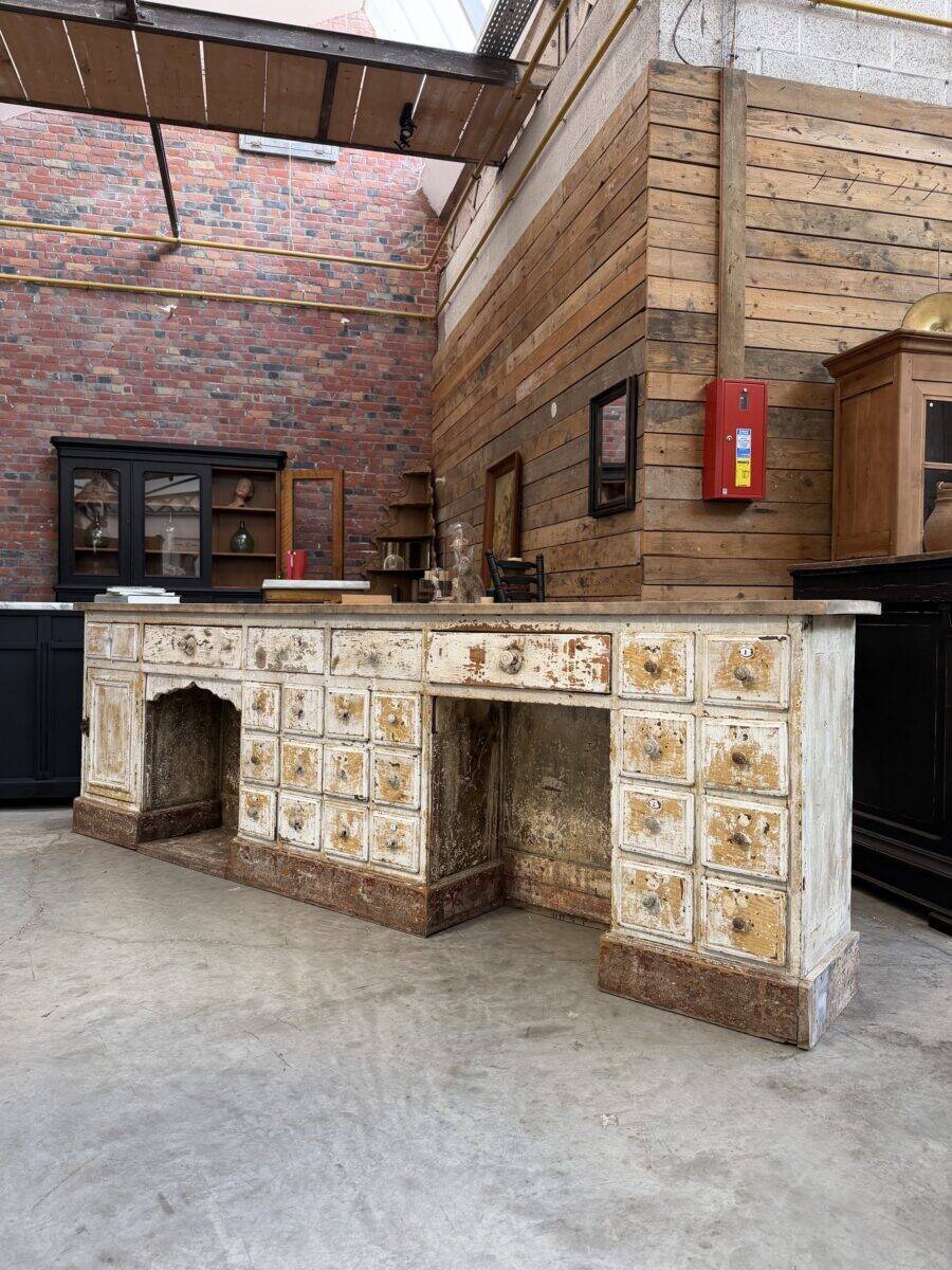 Antique barber's furniture from the early 20th century.