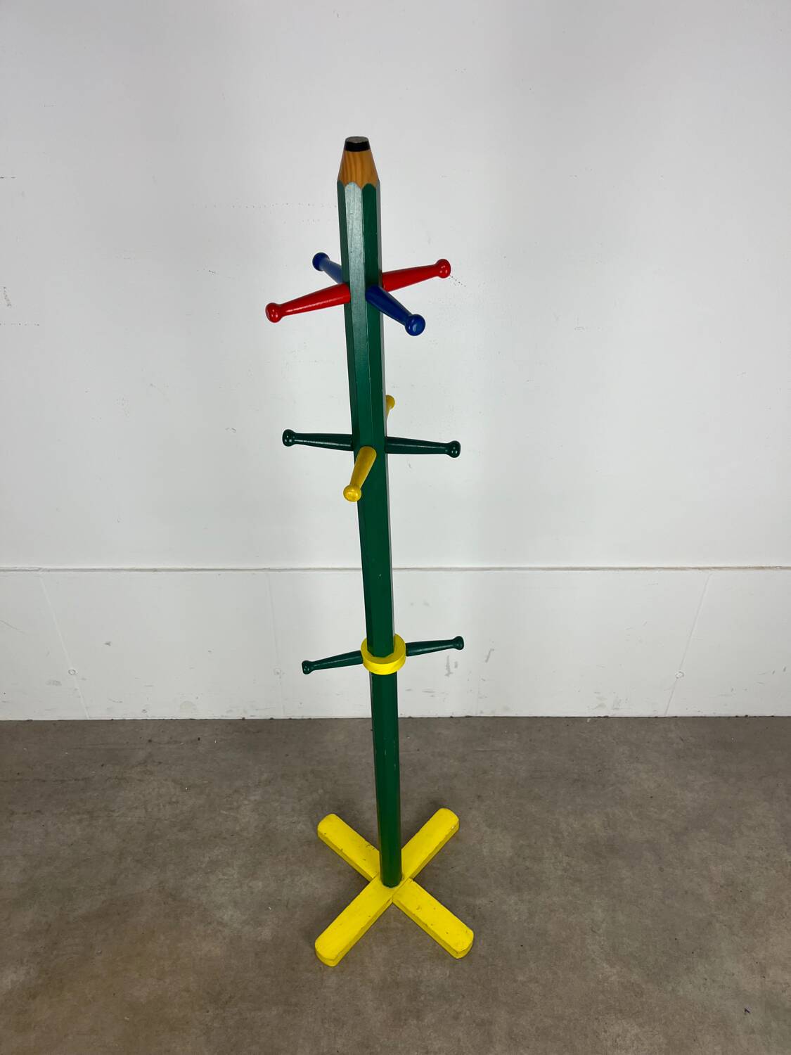 Pencil coat rack, children's style Pierre Sala