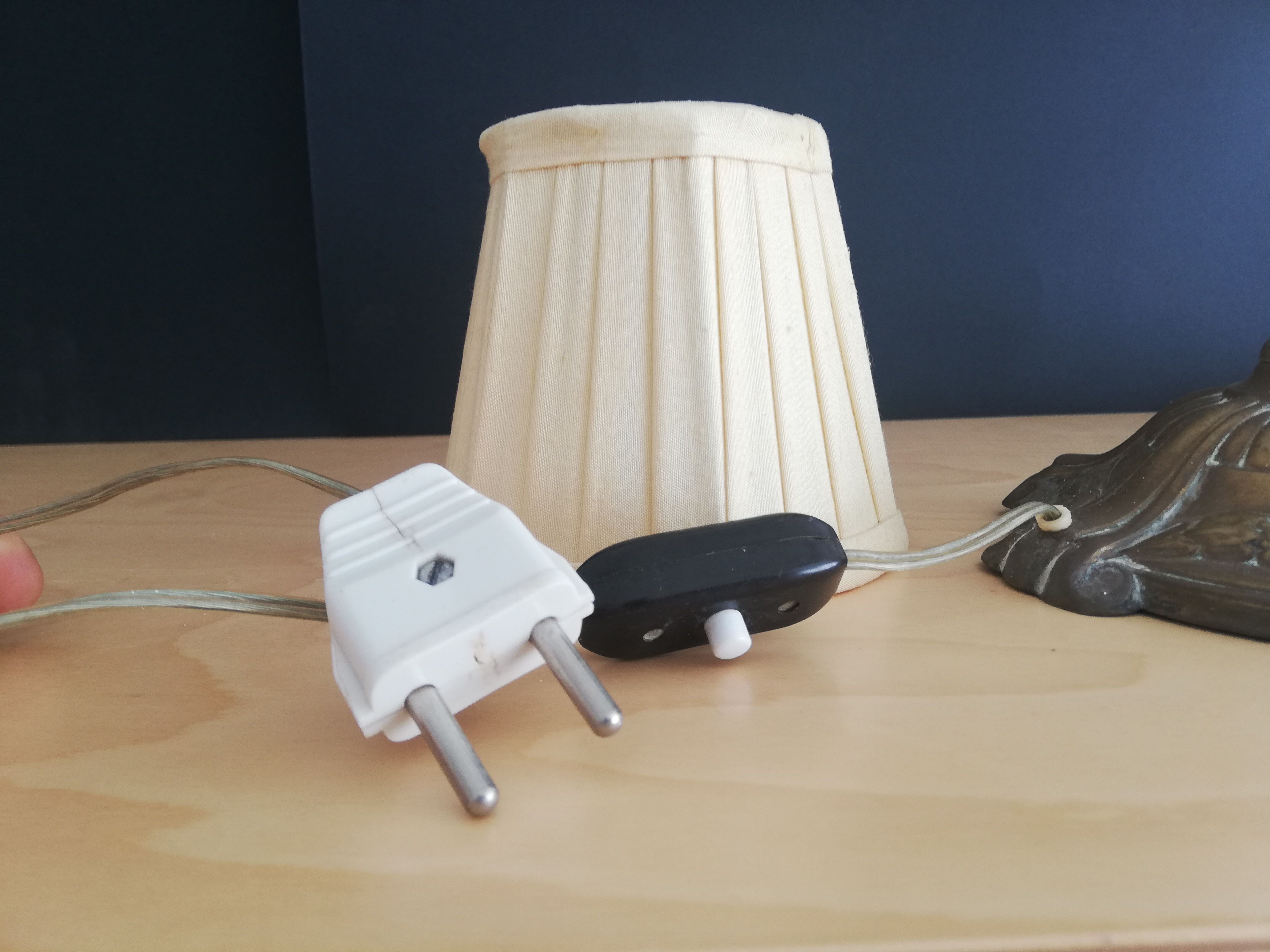 Antique Art Nouveau swan neck table lamp in brass