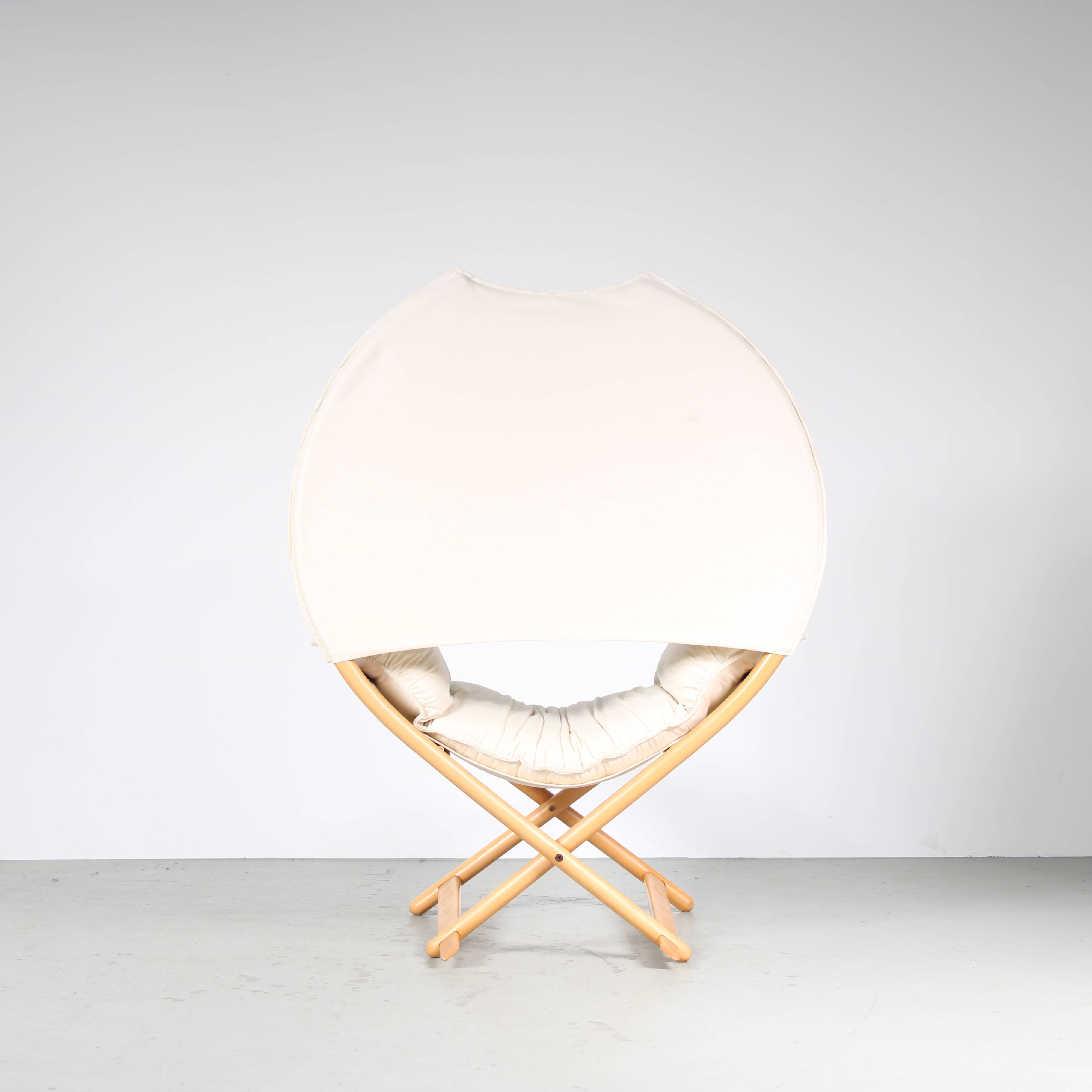 Chaise Vico Magistretti « Regina D'Africa » avec tabouret pour Alias, Italie 1970