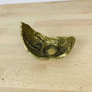 Golden brass leaf candlestick, organic style, vintage