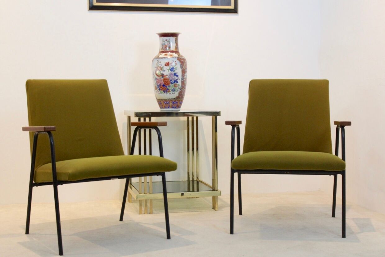 Pierre Guariche armchair by Meurop