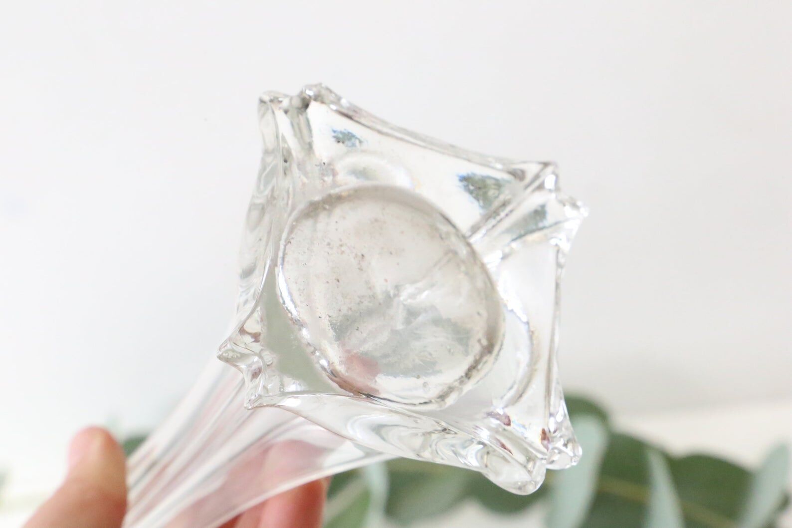 Transparent glass soliflore