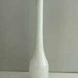 Vase en verre opalin blanc