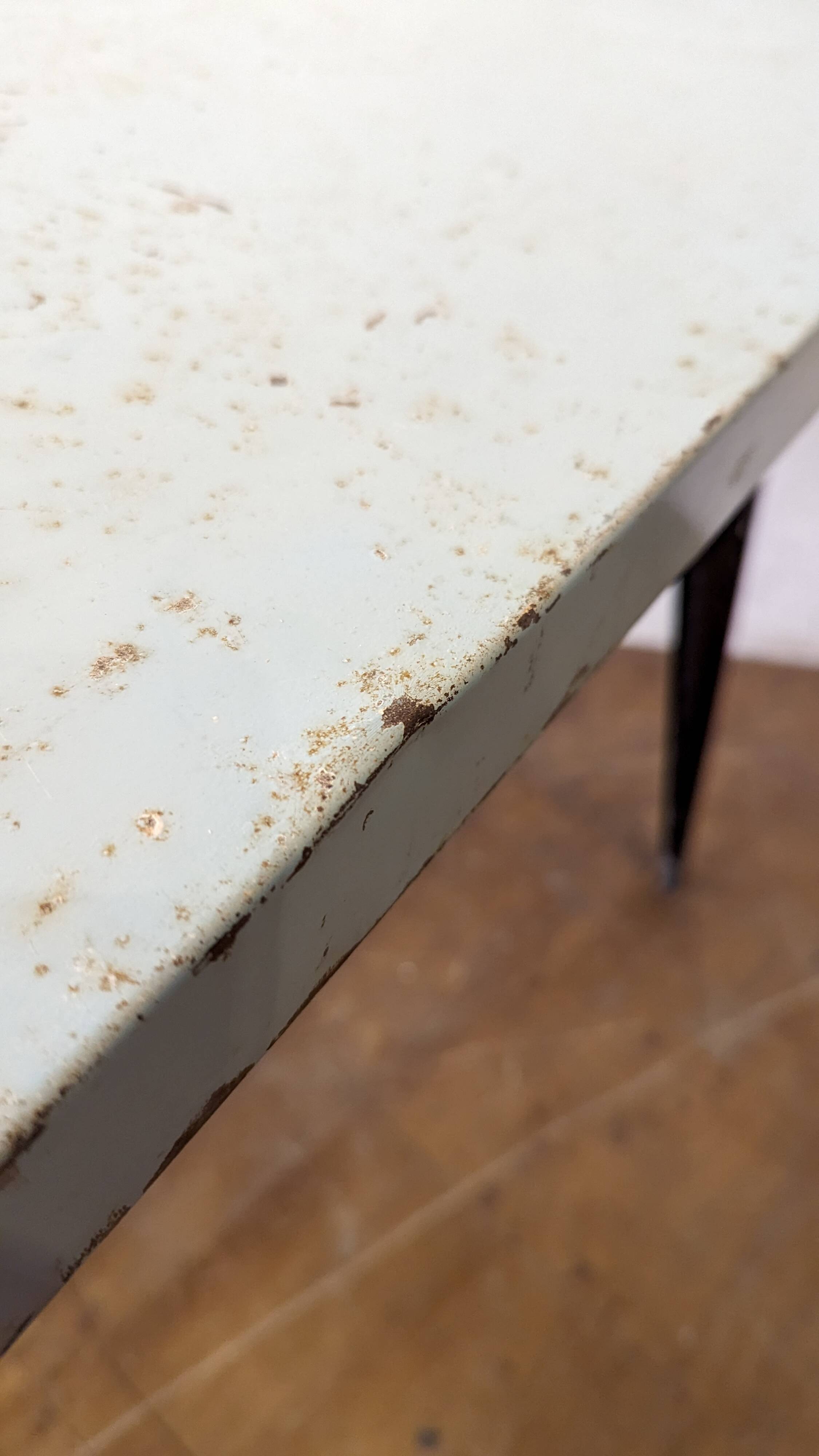 Tolix T55 kitchen table by Xavier Pauchard.