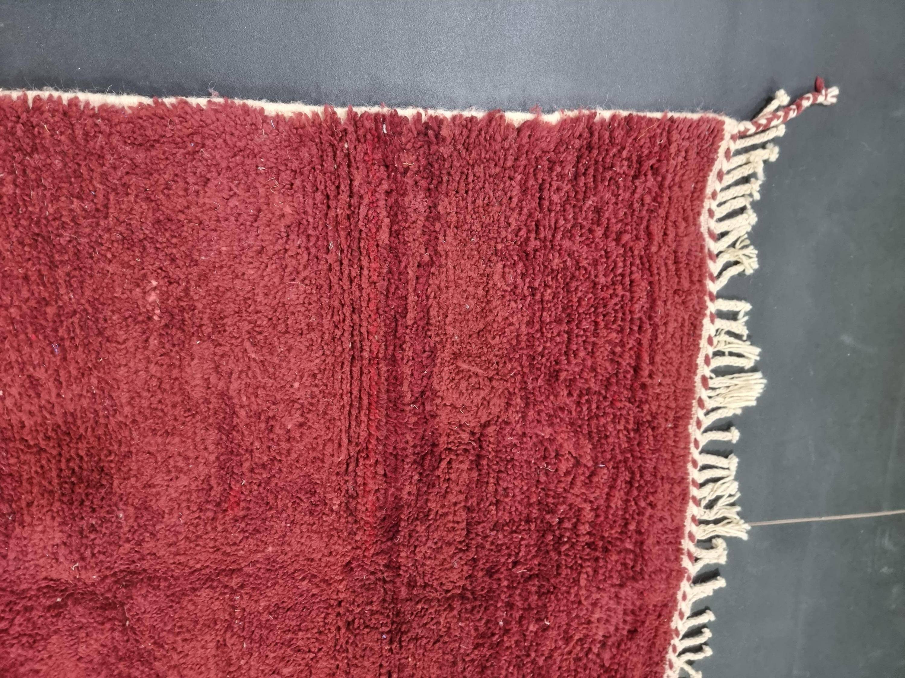 Handmade Berber rug, natural wool, 2.5x1.5 m