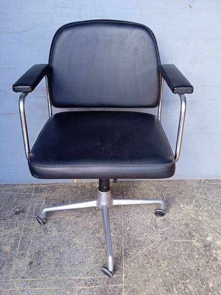 Office / workshop armchair ep 1960