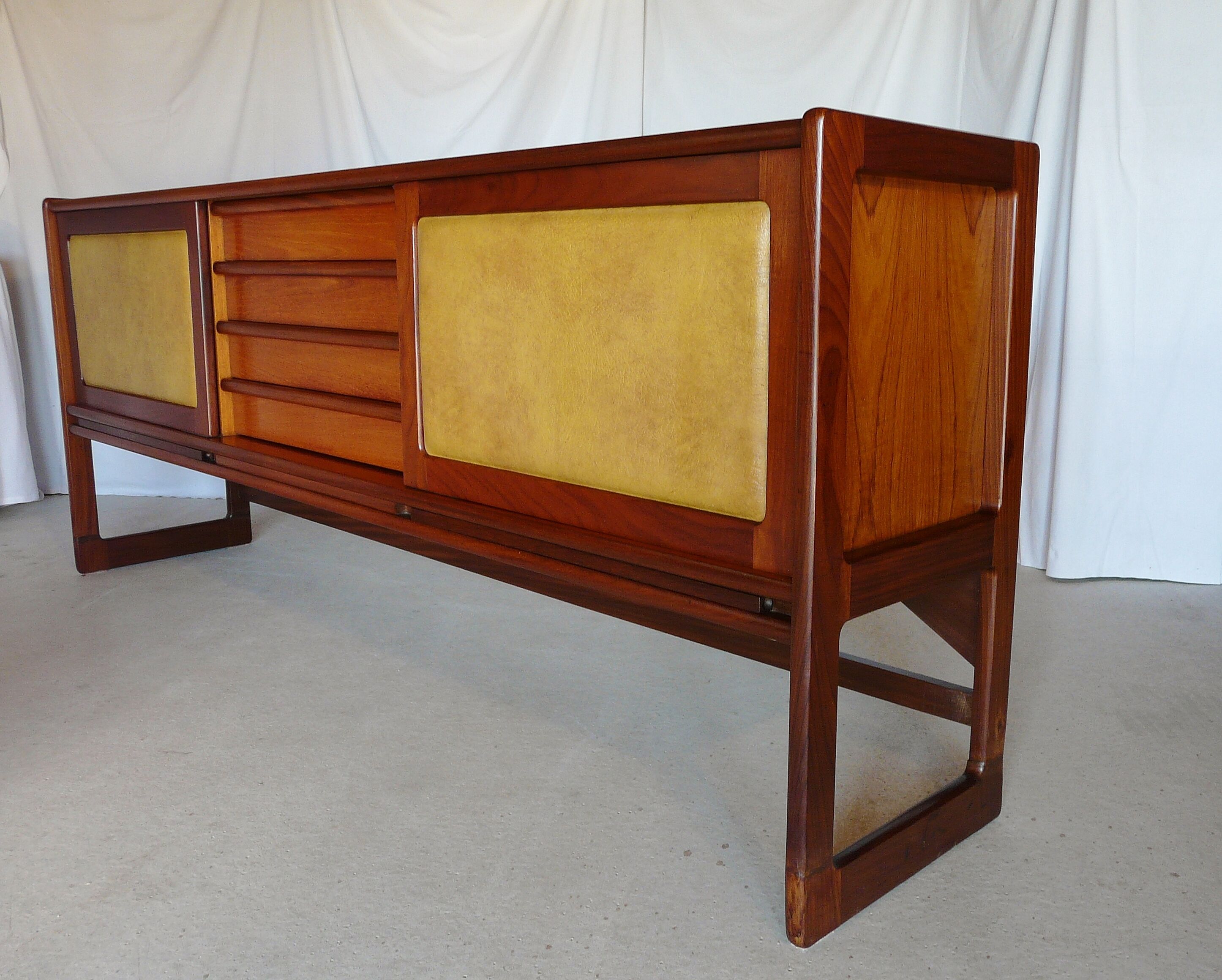 Scandinavian teak line sideboard