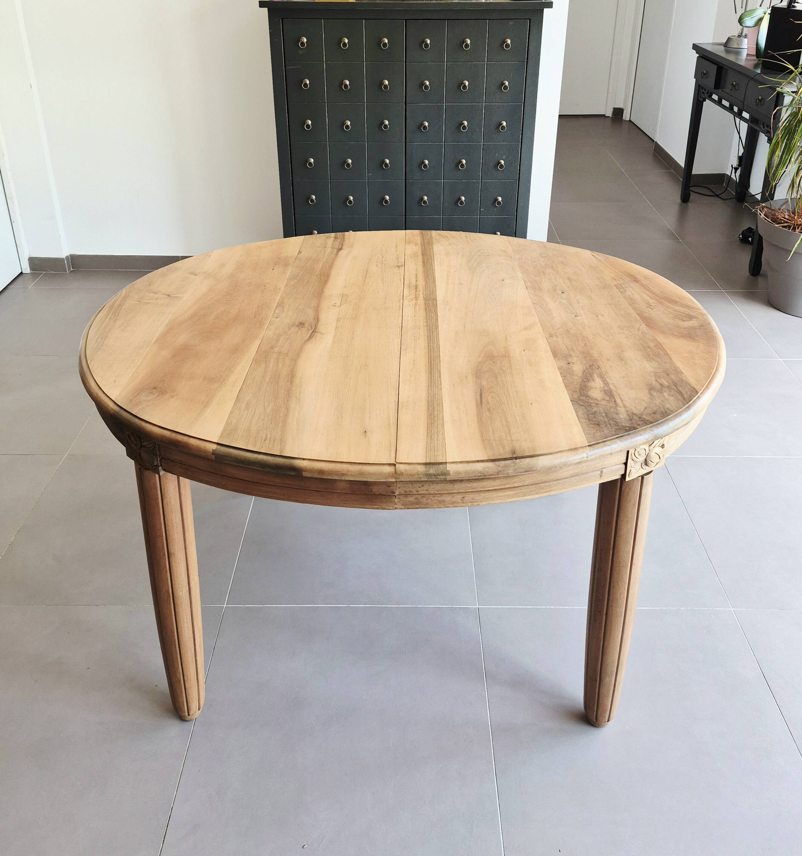 Art Deco round table