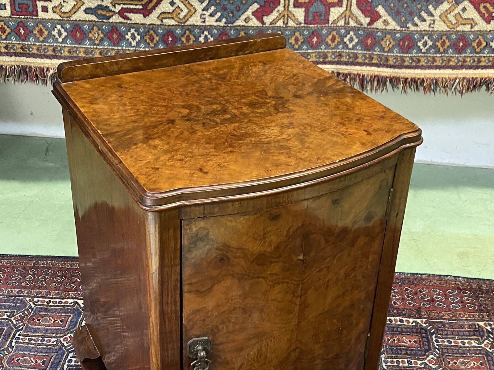 English art deco bedside in walnut magnifying glass