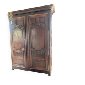 Armoire 18ème en noyer