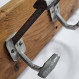 Wall coat rack, 7 cast aluminum hooks, 95 cm