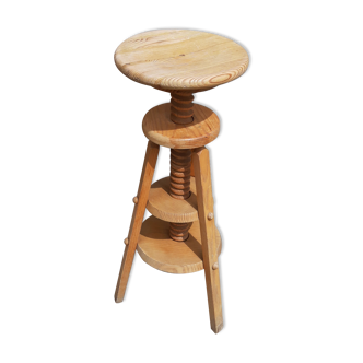 Adjustable high watchmaker's stool