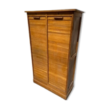 Double curtain oak binder