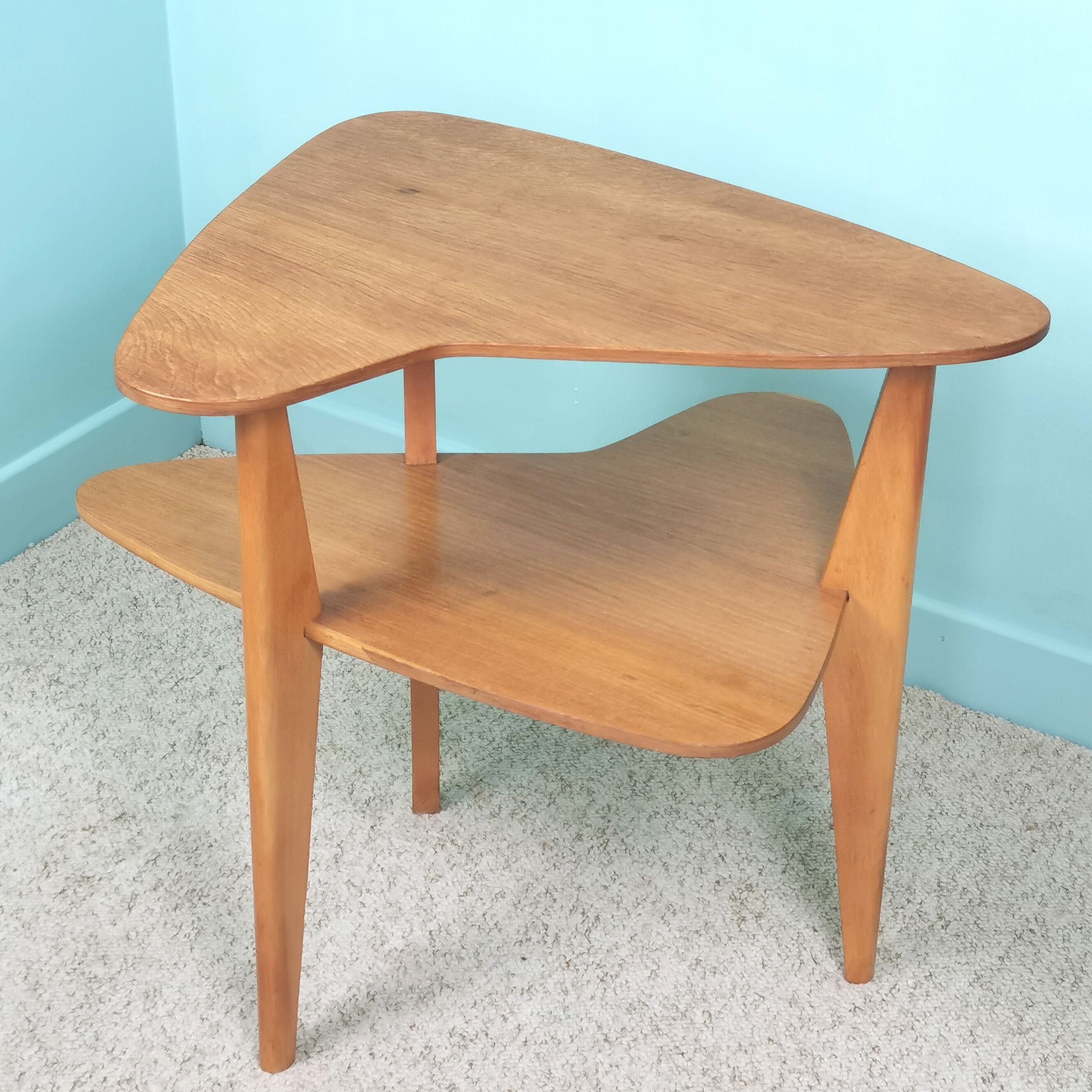 Table "boomerang" 60'