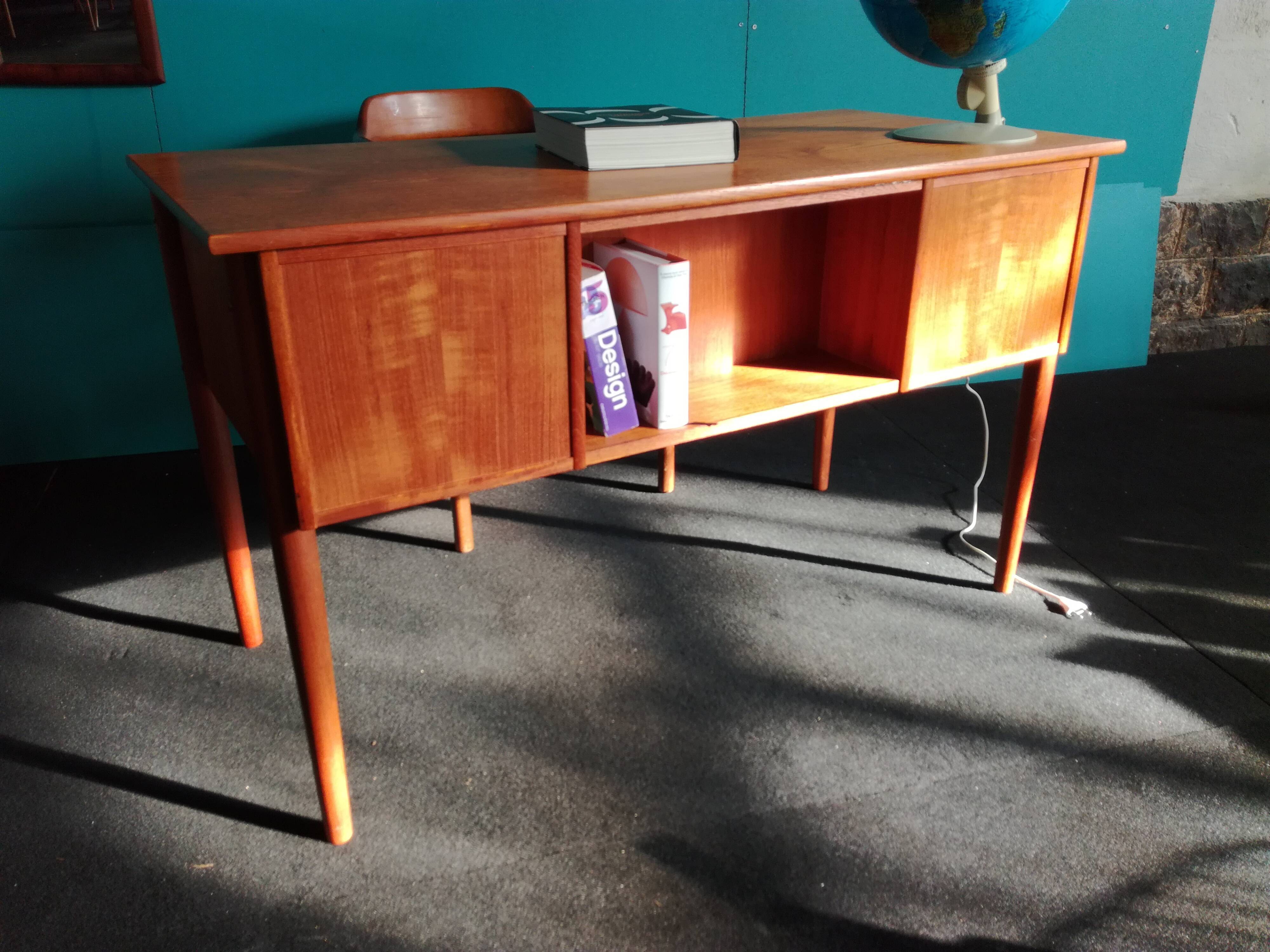 Scandinavian desk double sided design Storgaard Nielsen