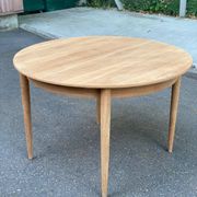 Scandinavian round extendable dining table stripped in teak 115cm