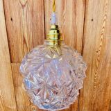 Globe pendant light in chiseled glass