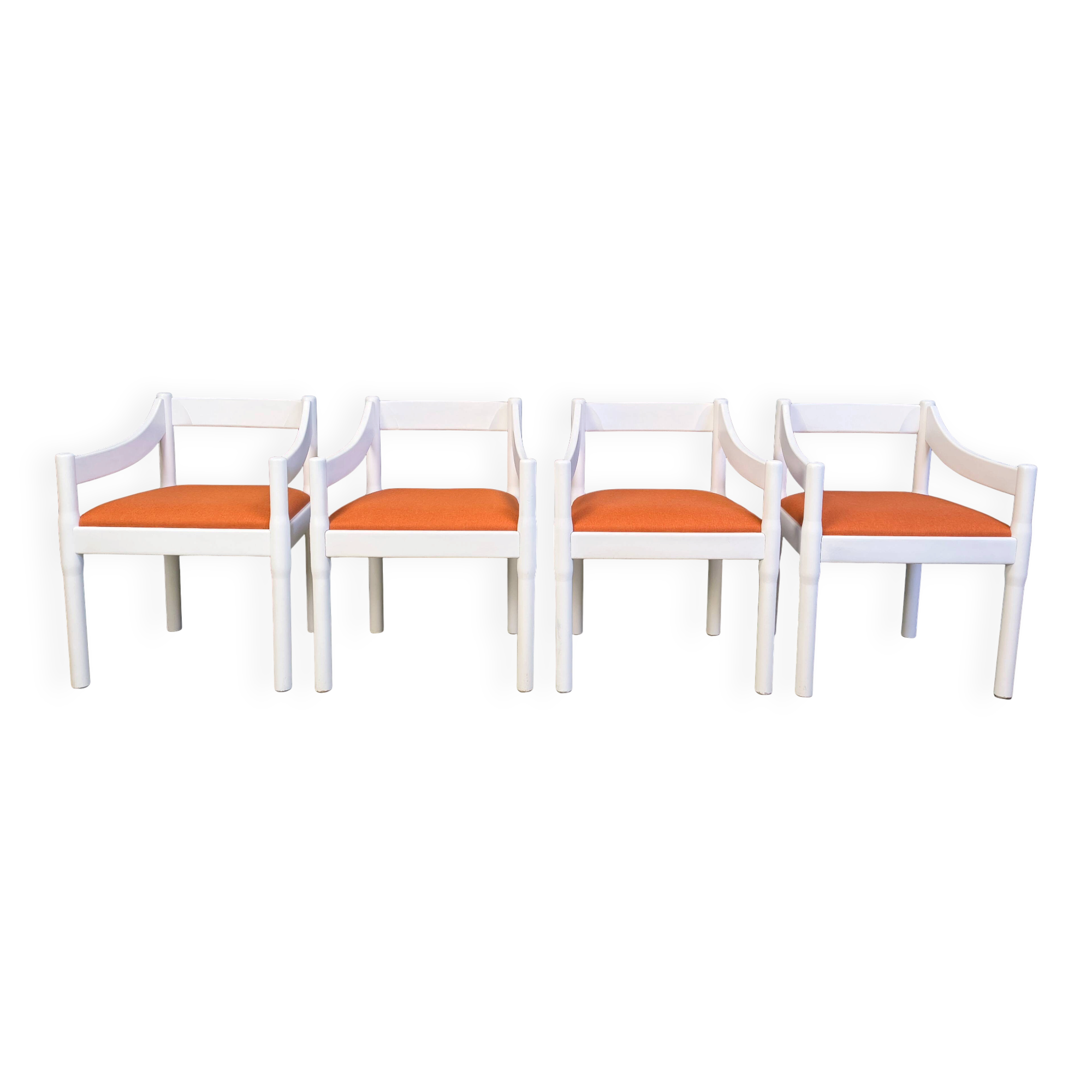 Ensemble de 4 fauteuils Carimate par Vico Magistretti, années 1960.