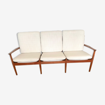 3-seater teak sofa by Svend Aage Eriksen for Glostrup, 1962