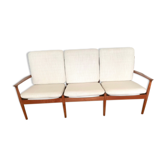 3-seater teak sofa by Svend Aage Eriksen for Glostrup, 1962