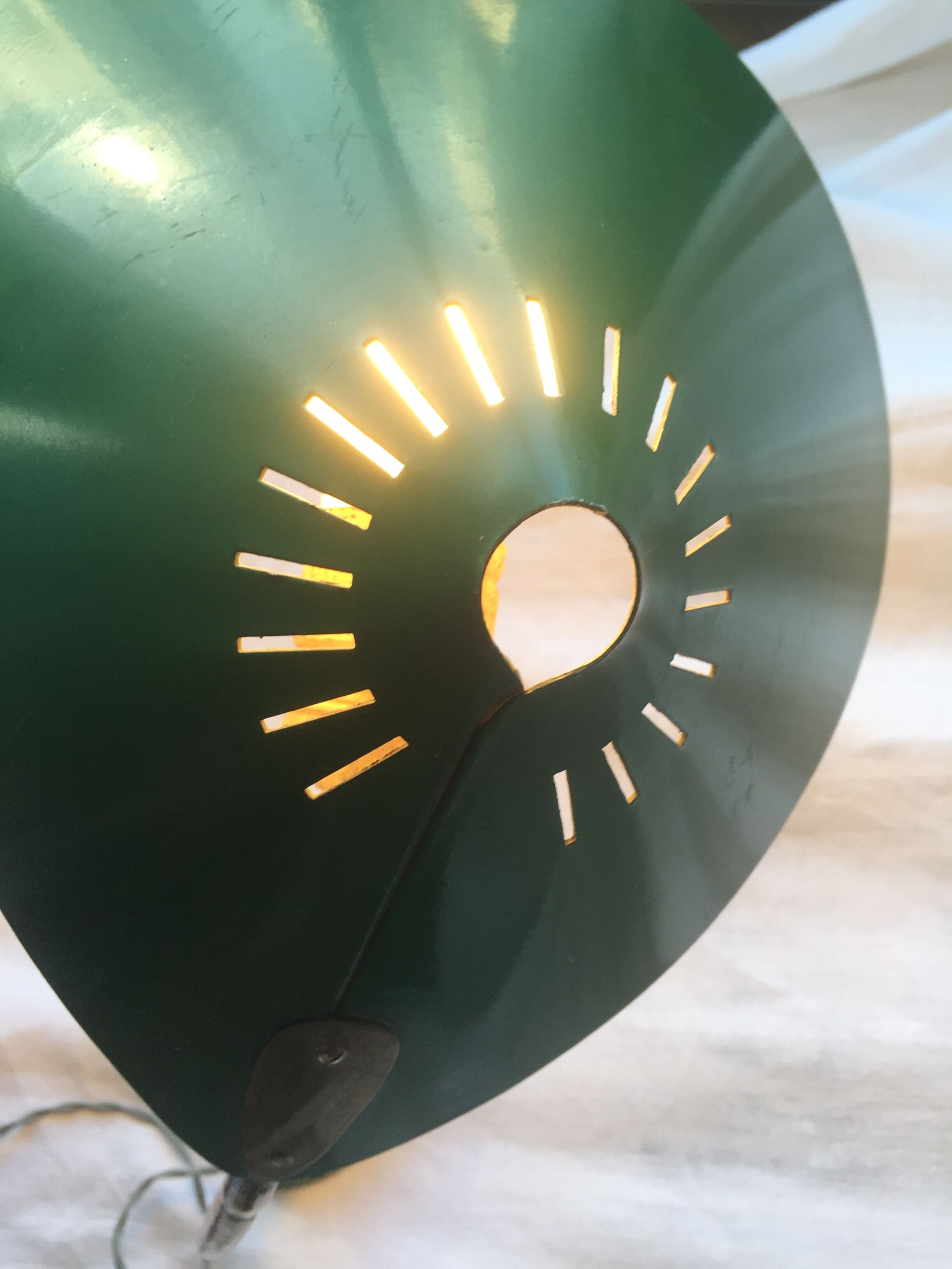 Lampe de bureau, vintage 1950, flexible, métal émaillé  vert