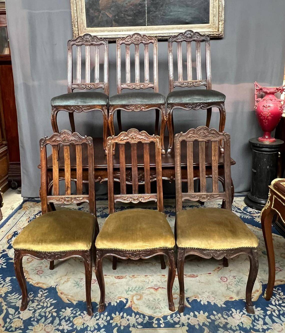 Set of 6 Regency chairs. Solid oak.