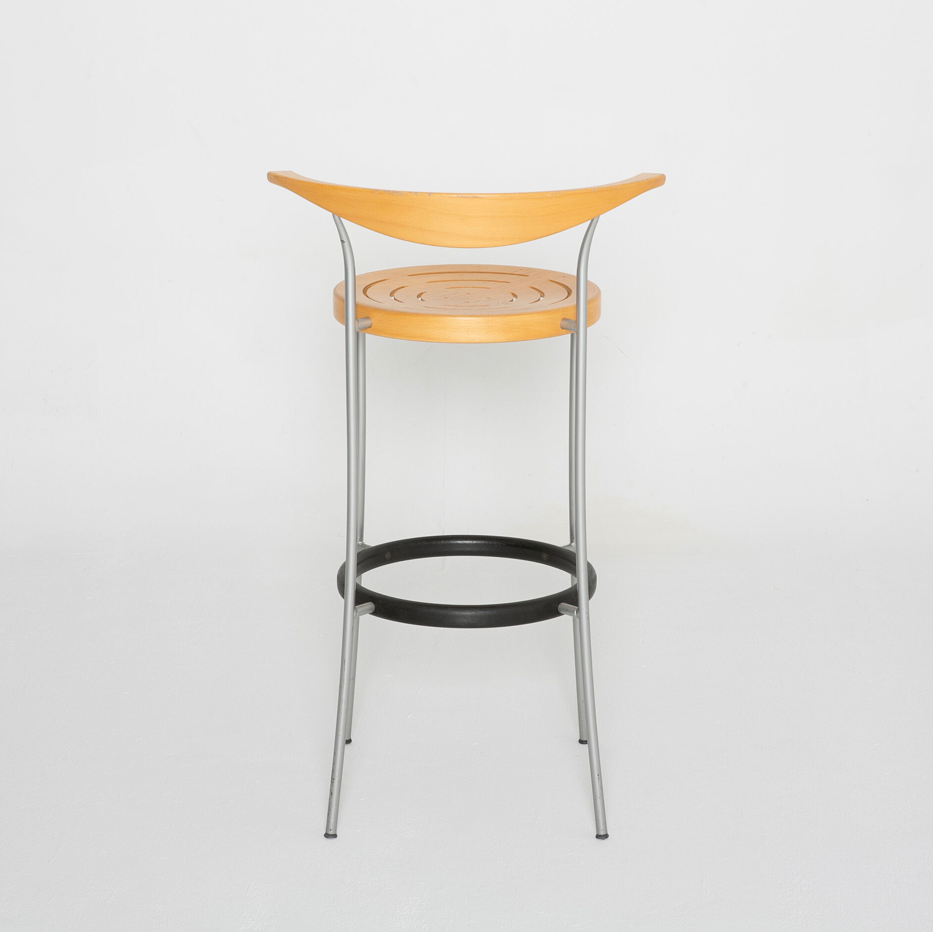 Magnus Olesen bar stool