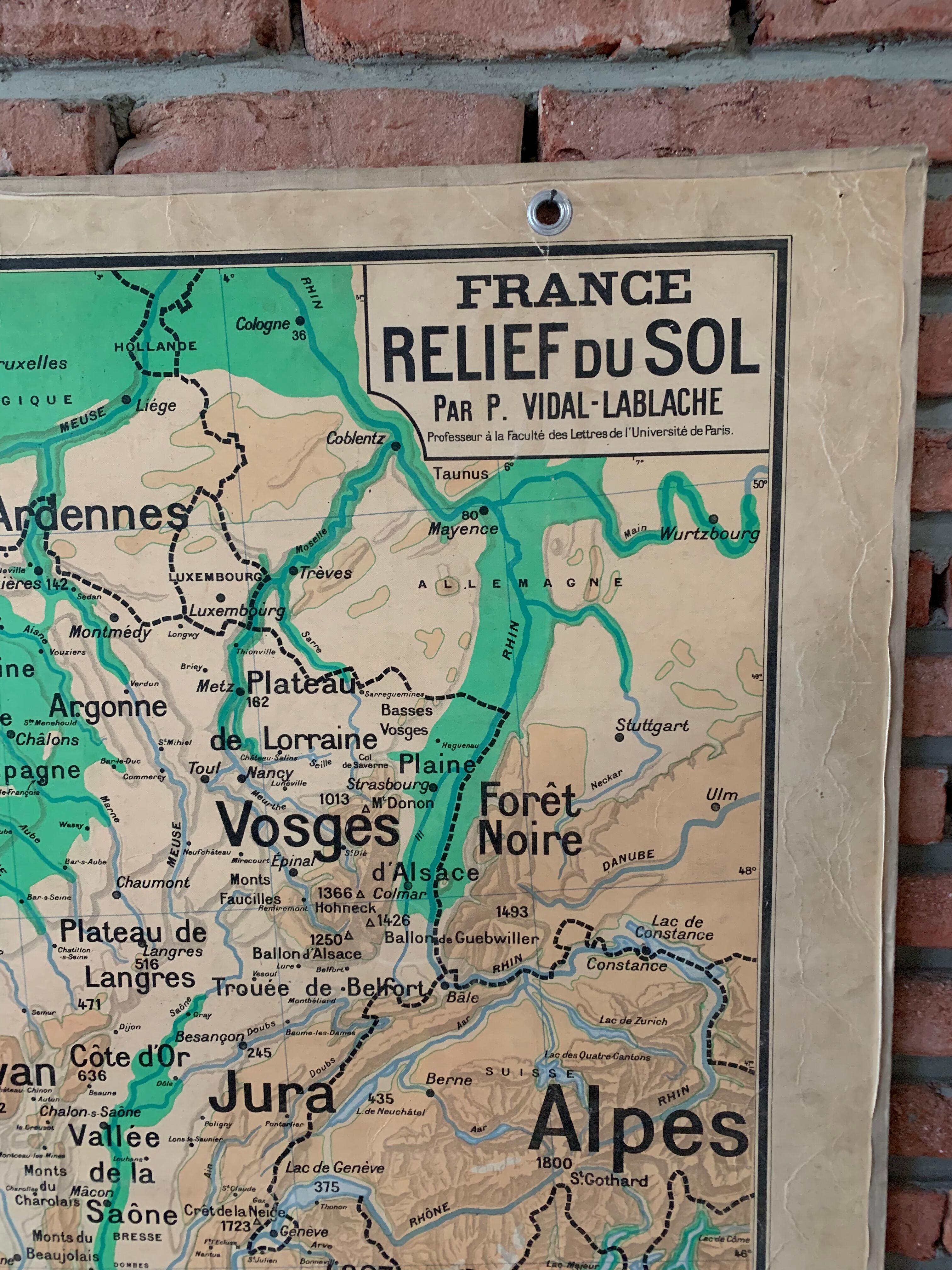 Map France reliefs du sol