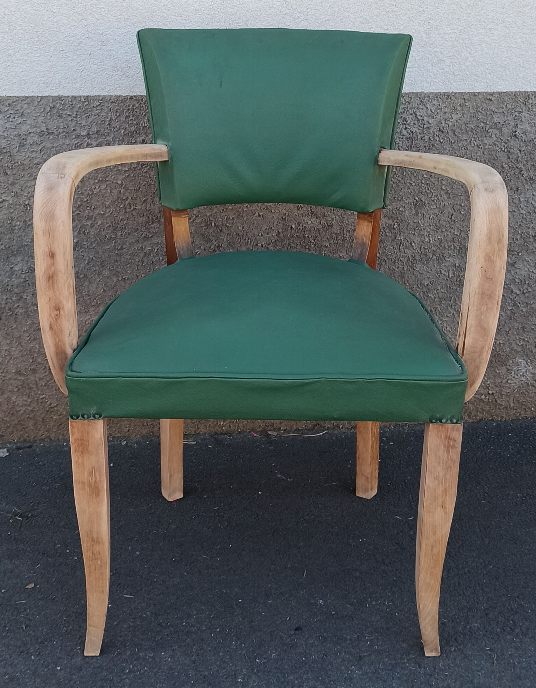 Set of 6 chairs and 2 vintage armchairs