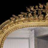 Very large exceptional mirror. Original gold leaf gilding, mercury ice cream
