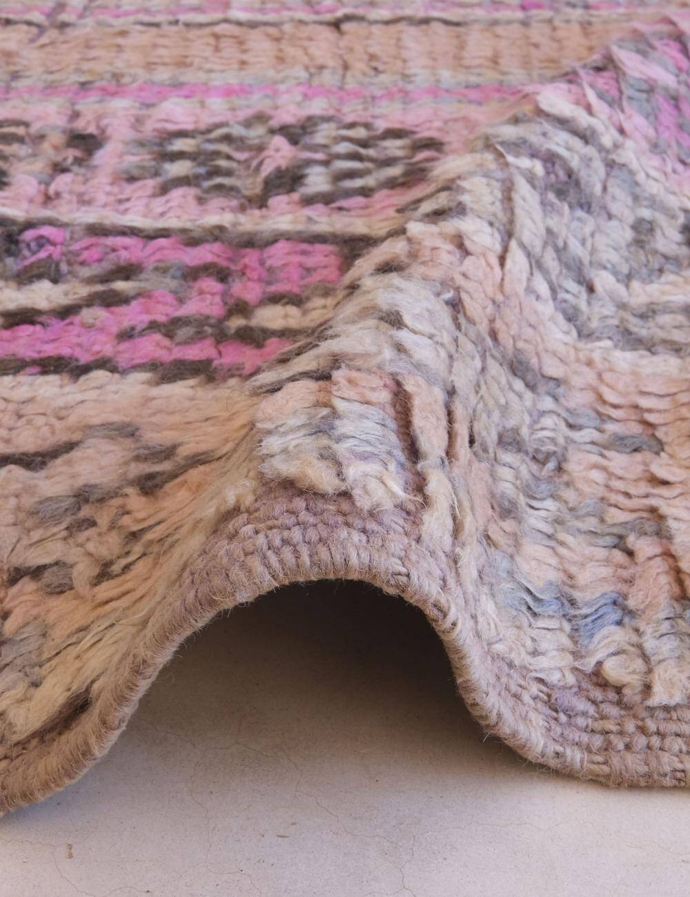 Vintage Berber Rug - 334 x 166 cm