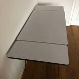 Extendable table