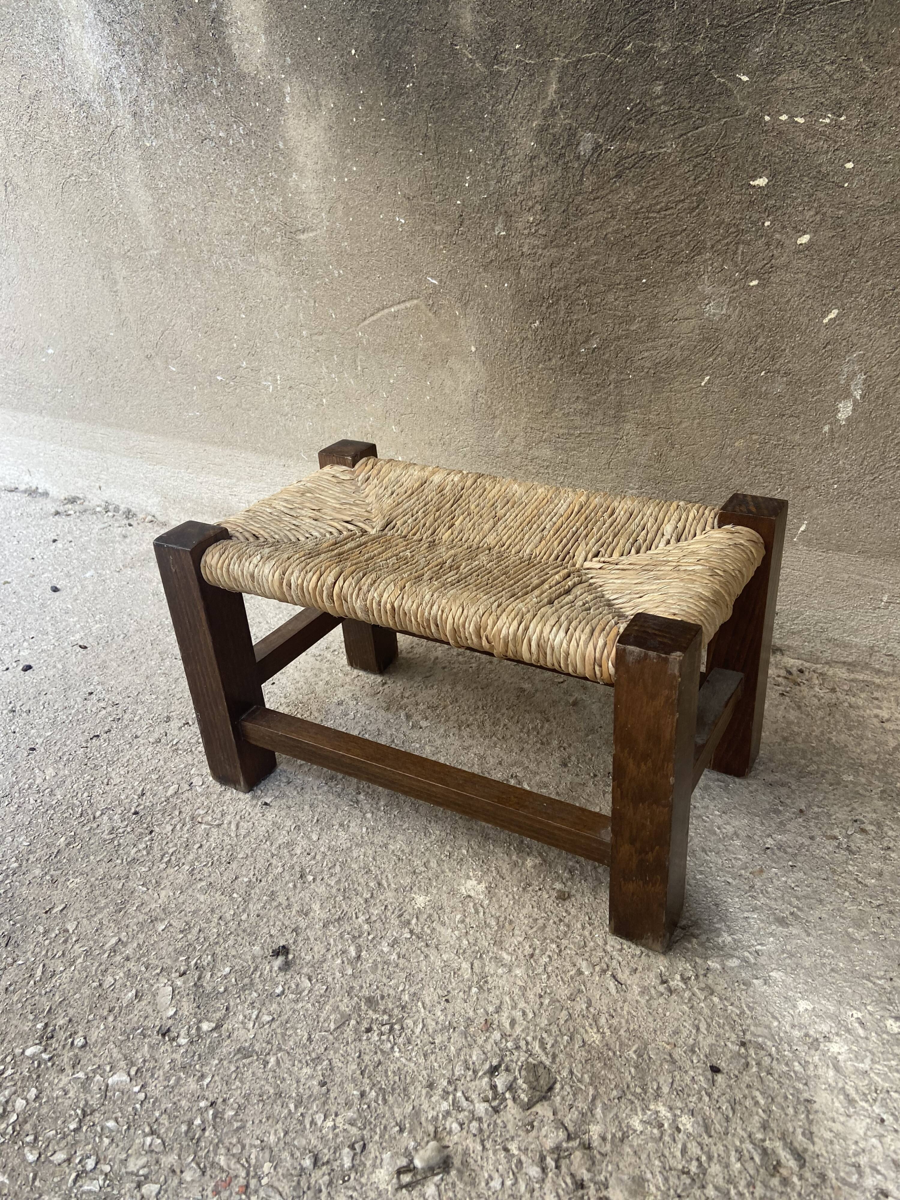 Beech and straw footrest