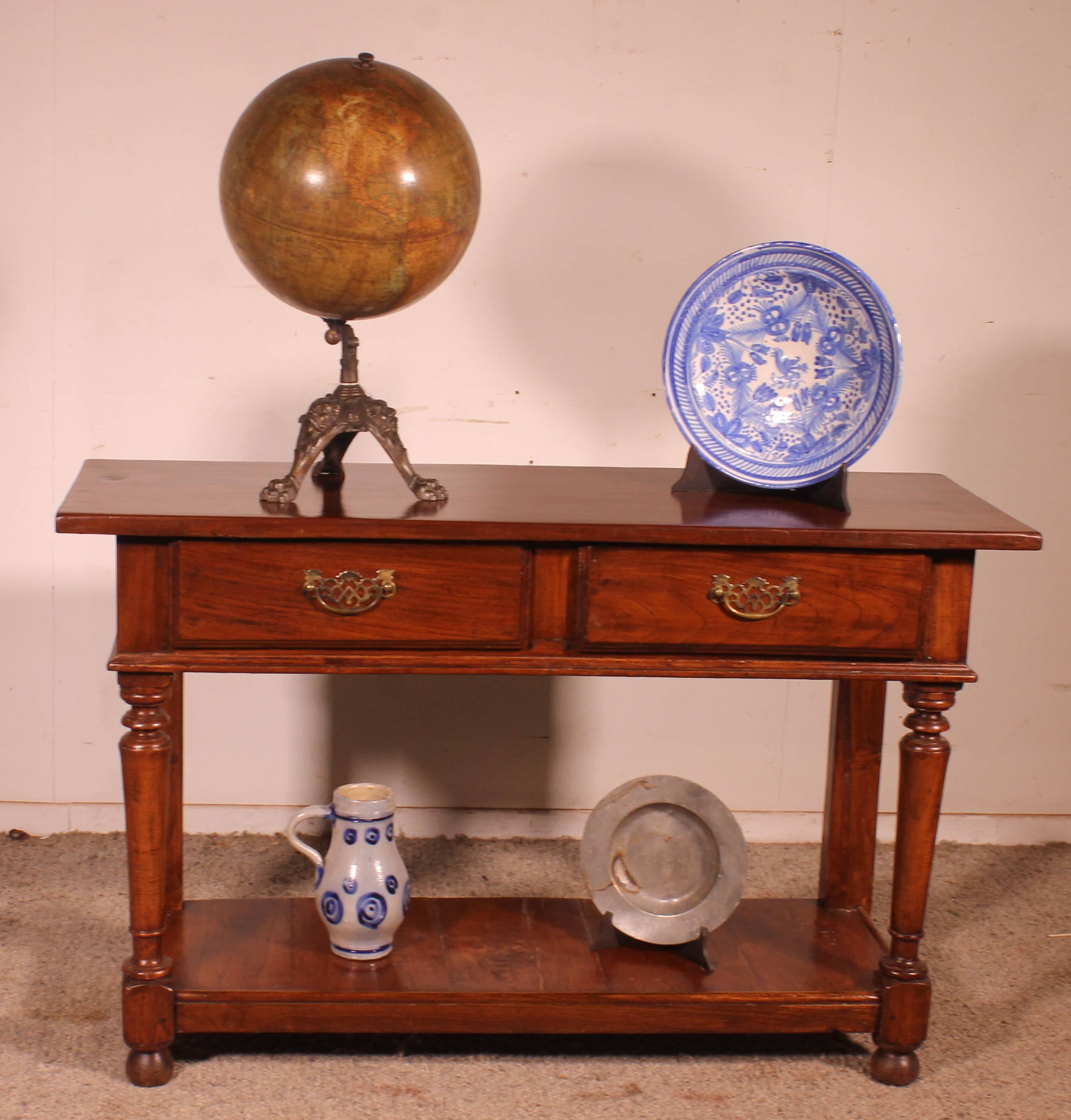 dessert or English console from the 19th century