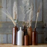 Bouteille en grès decorative