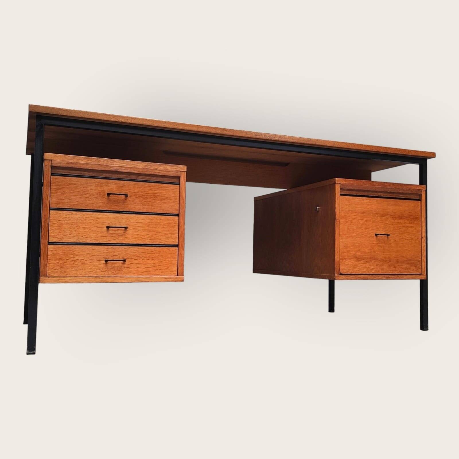 Mid Century bureau