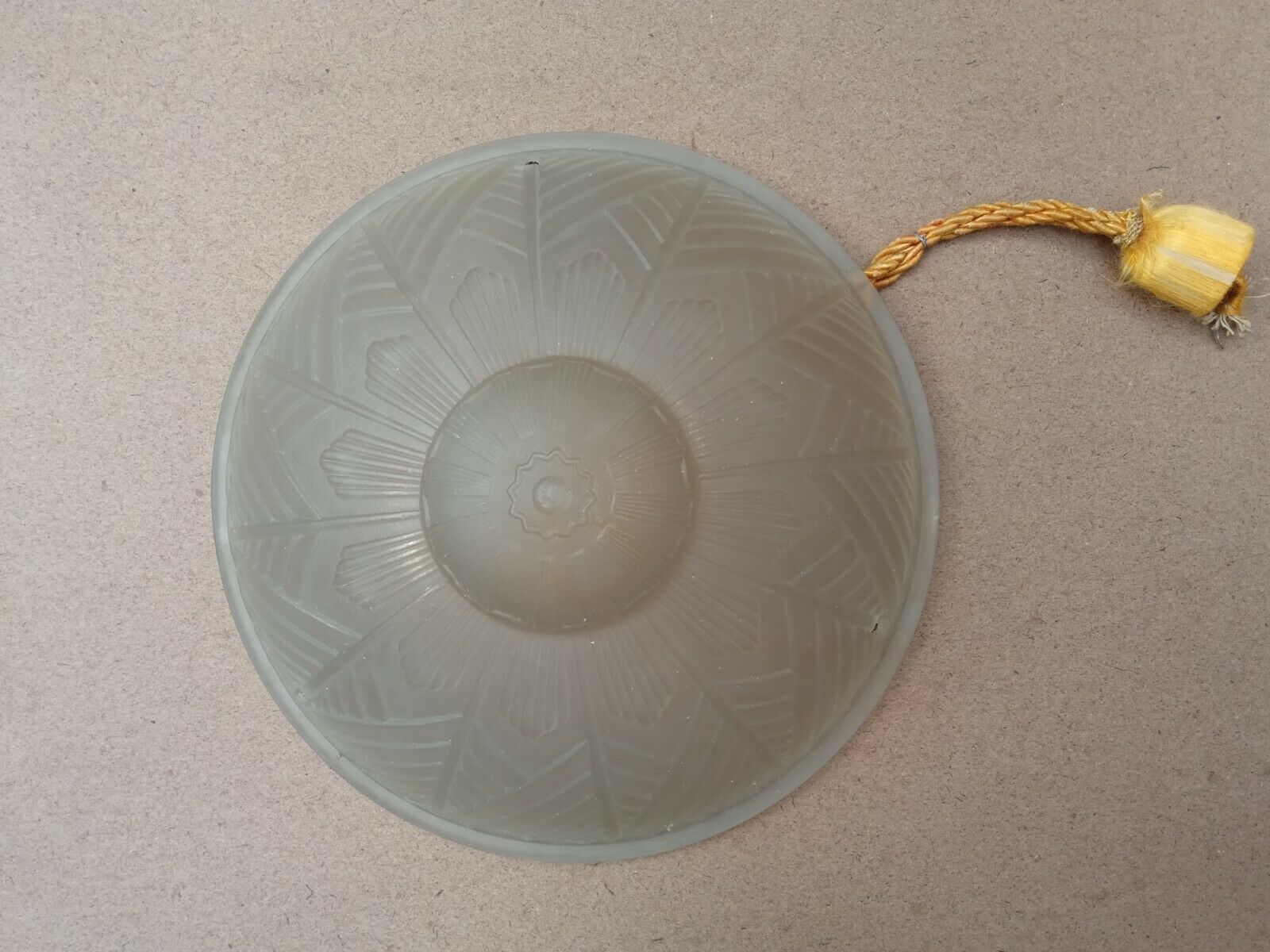 Art Deco ceiling lamp/chandelier in white pressed molded glass in working order